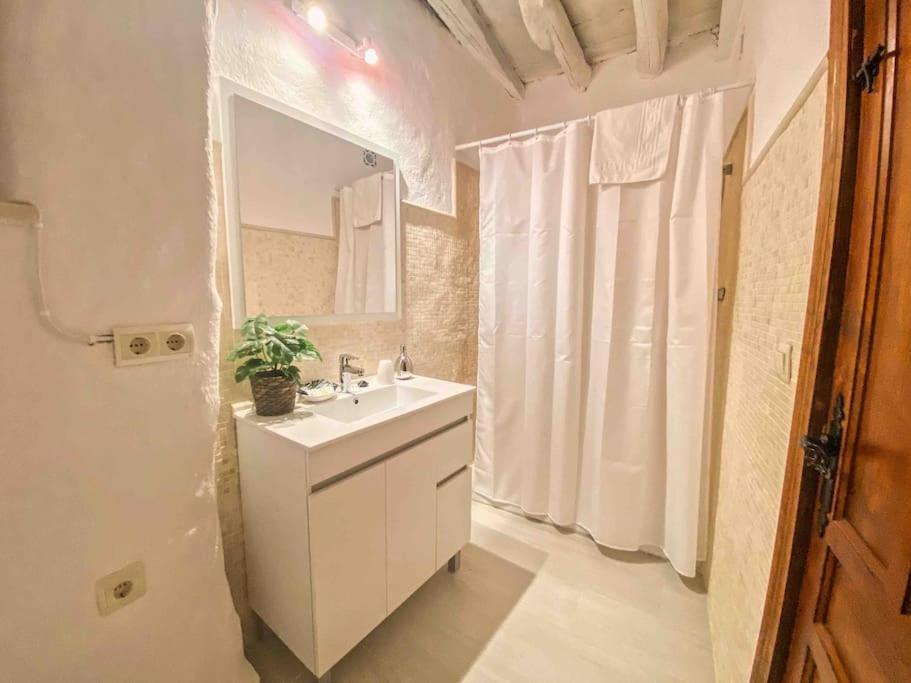 La Palmera. Casa Rural Con Piscina Privada. Benadalid エクステリア 写真